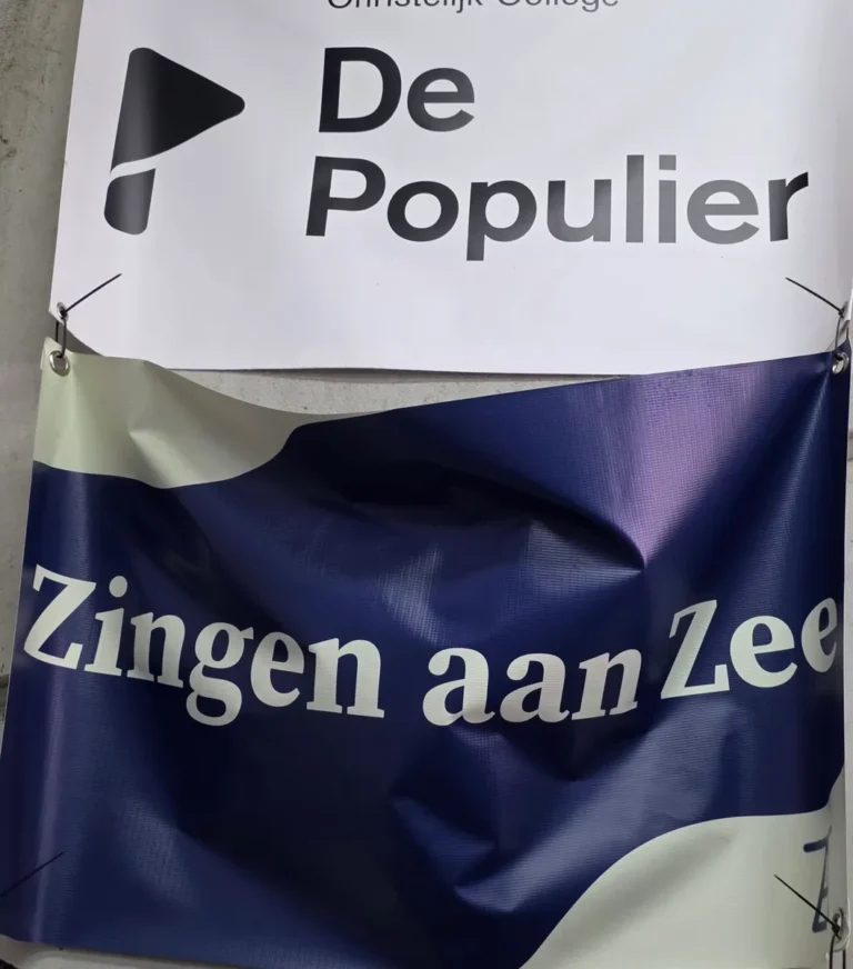 Banners De Populier en Zingen aan Zee